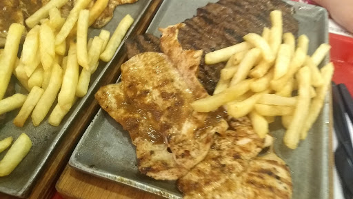 LA PARRILLA Carnes al Carbón