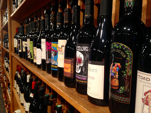 General Store «Symons General Store & Wine Cellar», reviews and photos, 401 E Lake St, Petoskey, MI 49770, USA