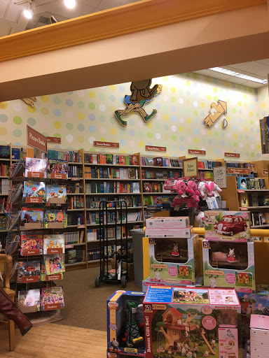 Book Store «Barnes & Noble», reviews and photos, 230 Main St, White Plains, NY 10601, USA