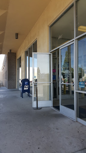 Post Office «United States Postal Service», reviews and photos, 7200 Somerset Blvd, Paramount, CA 90723, USA