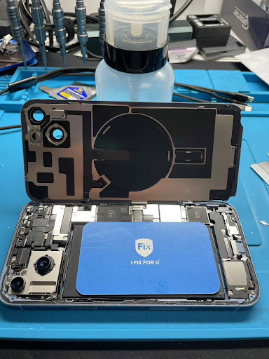 Cell Phone Repair Center-iPhone-Samsung- iPad-MacBook-LG-Motorola image