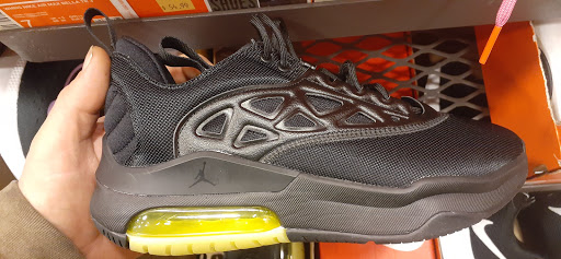 Sporting Goods Store «Nike Factory Store», reviews and photos, 11656 NE Executive Dr, Edinburgh, IN 46124, USA