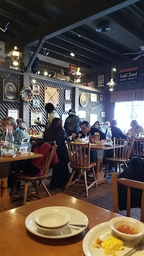 American Restaurant «Cracker Barrel Old Country Store», reviews and photos, 5100 Tiedeman Rd, Brooklyn, OH 44144, USA