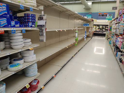 Supermarket «Lucky», reviews and photos, 247 E 18th St, Oakland, CA 94606, USA