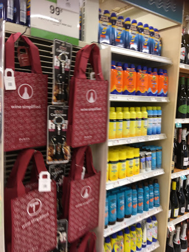 Supermarket «Publix Super Market at Caladesi Shopping Center», reviews and photos, 902 Curlew Rd, Dunedin, FL 34698, USA