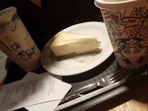 Photo n°15 de Starbucks à Colombier-Saugnieu ()