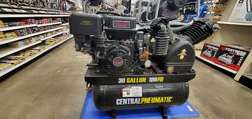 Hardware Store «Harbor Freight Tools», reviews and photos, 440 E Arrow Hwy, Covina, CA 91722, USA