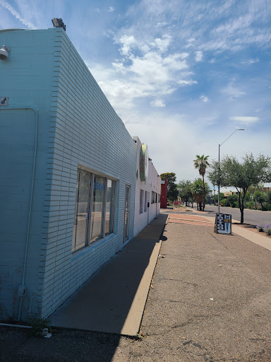 Tattoo Shop «Gypsy Rose Tattoo», reviews and photos, 1505 E Thomas Rd, Phoenix, AZ 85014, USA