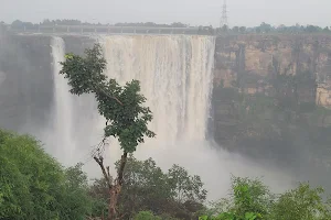 Chachai Waterfall Resthouse image