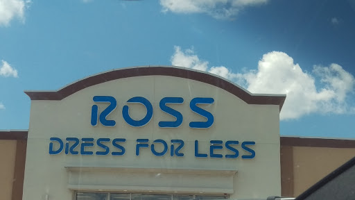 Clothing Store «Ross Dress for Less», reviews and photos, 257 N Weber Rd, Bolingbrook, IL 60490, USA
