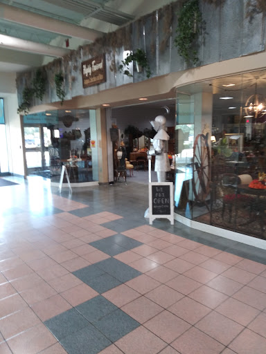Shopping Mall «Crystal River Mall», reviews and photos, 1801 US-19, Crystal River, FL 34428, USA