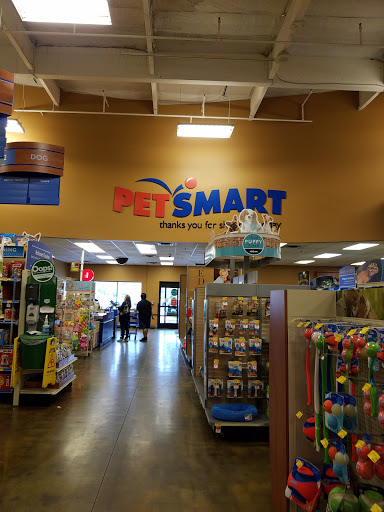 Pet Supply Store «PetSmart», reviews and photos, 573 N McKinley St, Corona, CA 92879, USA
