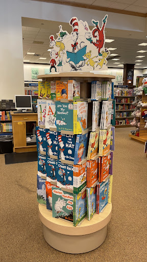 Book Store «Barnes & Noble», reviews and photos, 760 SE Maynard Rd, Cary, NC 27511, USA