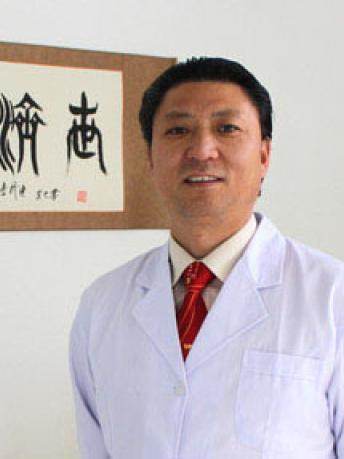 Praxis Baode Dong Therapeut für Akupunktur, Chinesische Medizin TCM