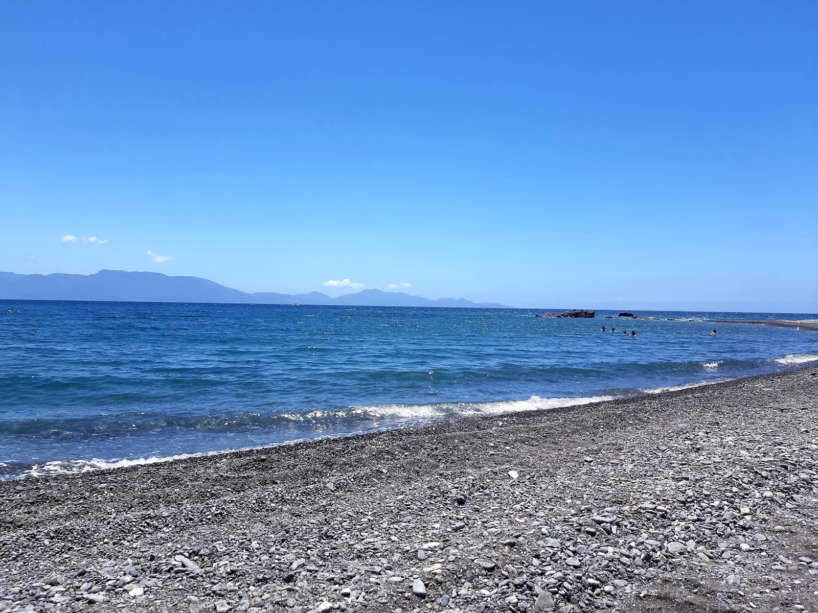 Agios Fokas Beach'in fotoğrafı doğal alan içinde bulunmaktadır