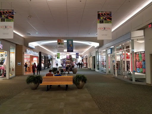 Shopping Mall «Kennedy Mall», reviews and photos, 555 John F Kennedy Rd, Dubuque, IA 52002, USA