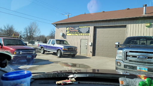 1 Way Detailing en Grand Forks
