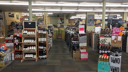 Liquor Store «Downtown Wine & Spirits», reviews and photos, 225 Elm St, Somerville, MA 02144, USA