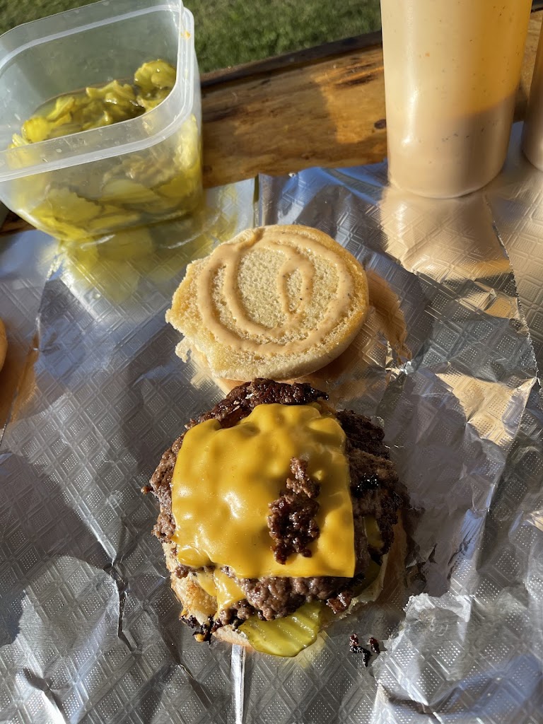 Hamburger Hill Food Truck 37921