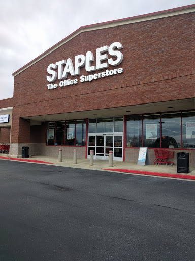 Office Supply Store «Staples», reviews and photos, 945 North Point Dr, Alpharetta, GA 30022, USA