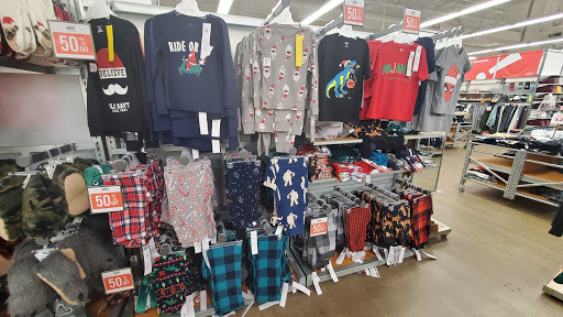 Clothing Store «Old Navy», reviews and photos, 1260 Carl D. Silver Parkway, Fredericksburg, VA 22401, USA