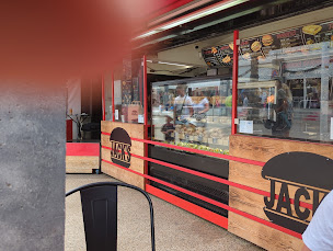 Photo n°49 de JACKS BURGER à Vias ()