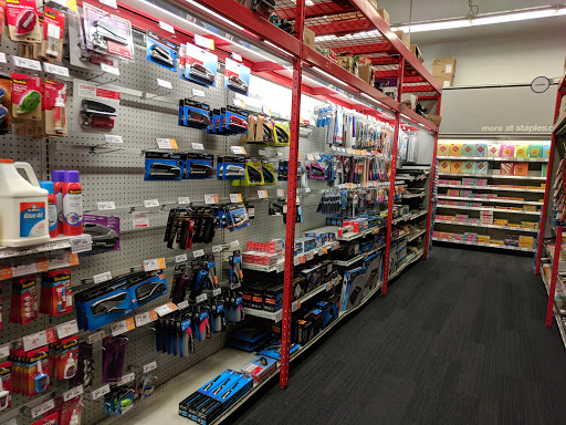 Office Supply Store «Staples», reviews and photos, 1104 W Broad St, Falls Church, VA 22046, USA