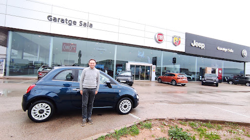 Garatge Sala en Santa Llogaia d'Àlguema, Girona