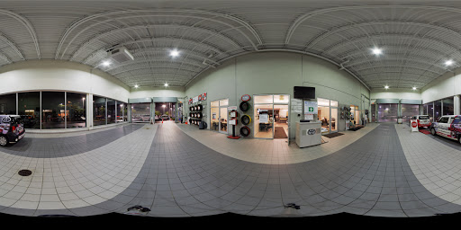 Car Dealer «Toyota of Braintree», reviews and photos, 210 Union St, Braintree, MA 02184, USA