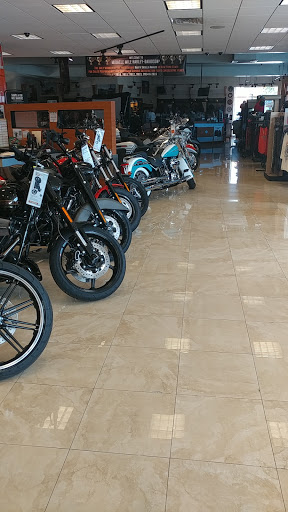 Harley-Davidson Dealer «Miracle Mile Harley-Davidson», reviews and photos, 215 Northern Blvd, Great Neck, NY 11021, USA