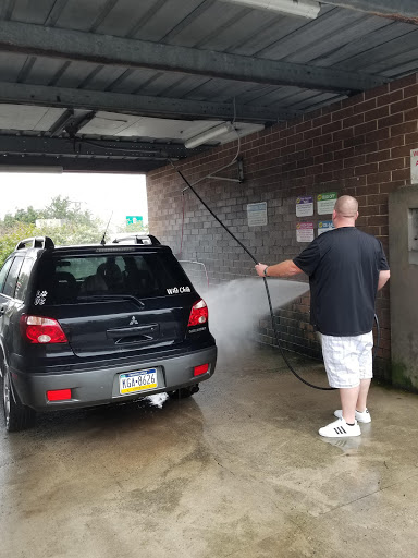 Eleventh Street Car Wash en Reading