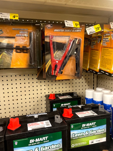 Department Store «Bi-Mart», reviews and photos, 1680 W 18th Ave, Eugene, OR 97402, USA