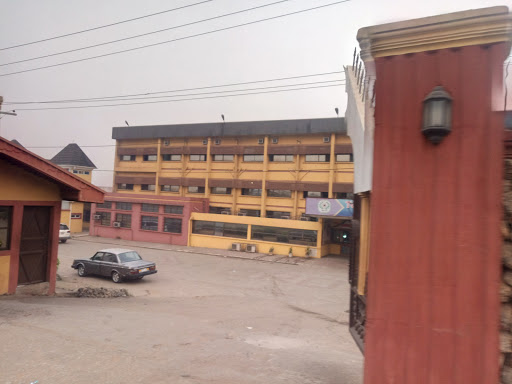 Toronto Hospital Ltd, 2 Upper Niger Bridge Road, Niger Bridge Layout, Onitsha, Nigeria, Amusement Center, state Anambra
