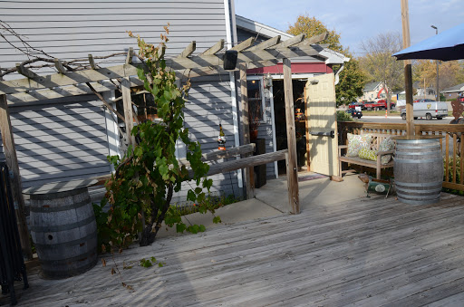 Wine Store «1st Avenue Wine House», reviews and photos, 3412 1st Ave NE, Cedar Rapids, IA 52402, USA