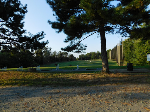 Golf Course «White Plains Golf Course», reviews and photos, 1015 St Charles Pkwy, White Plains, MD 20695, USA