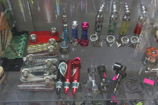 Tobacco Shop «Amsterdam Smoke Shop», reviews and photos, 510 W Court St, Seguin, TX 78155, USA