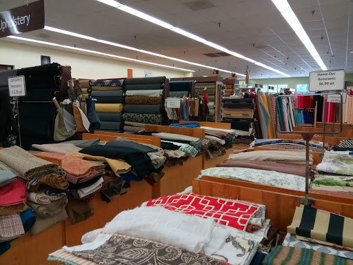 Fabric Store «Fabric Place Basement», reviews and photos, 6660 Richmond Hwy, Alexandria, VA 22306, USA