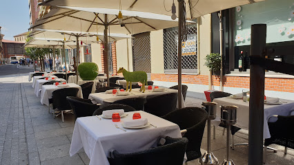 Restaurante Isidro - C. Pozo Amarillo, 23, 37001 Salamanca, Spain