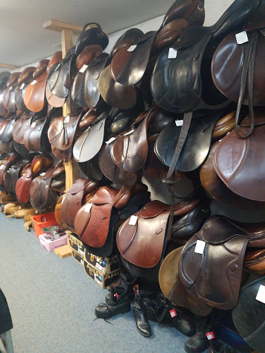 Middleburg Tack Exchange, 103 W Federal St # G, Middleburg, VA 20117, USA, 