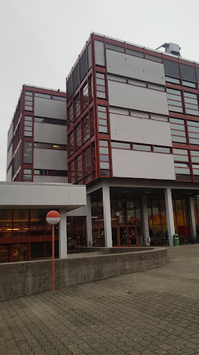 Kantonsschule Zug - Schule