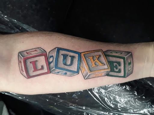 Tattoo Shop «Absolute Tattoo», reviews and photos, 1212 S Kansas Ave, Topeka, KS 66612, USA