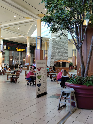 Shopping Mall «Eden Prairie Center», reviews and photos, 8251 Flying Cloud Dr, Eden Prairie, MN 55344, USA