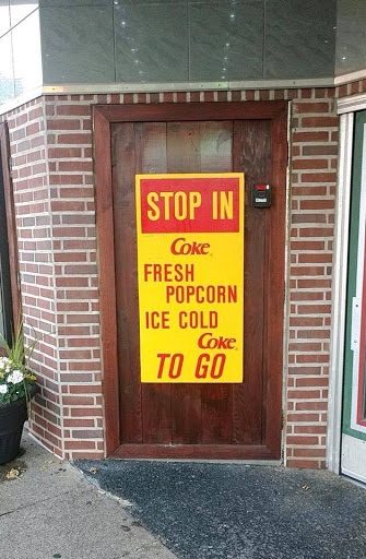 Movie Theater «Michigan Theatre», reviews and photos, 210 Center St, South Haven, MI 49090, USA