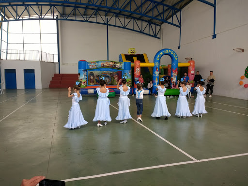 Pabellón de deportes en Benamargosa, Málaga