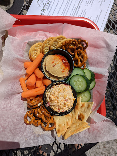 Vineyard «Saint Paul Mountain Vineyards», reviews and photos, 588 Chestnut Gap Rd, Hendersonville, NC 28792, USA