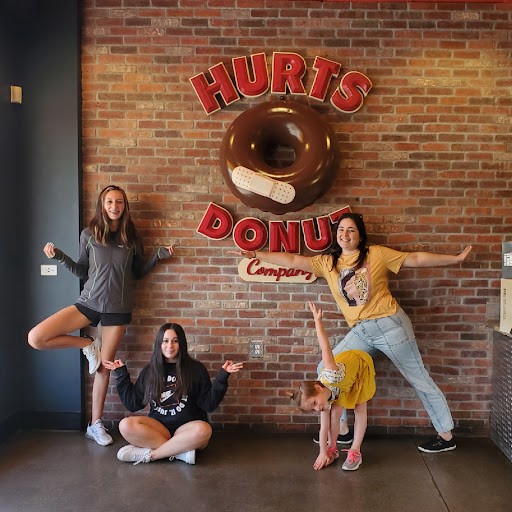 Donut Shop «Hurts Donut», reviews and photos, 1111 E Republic Rd #164, Springfield, MO 65807, USA