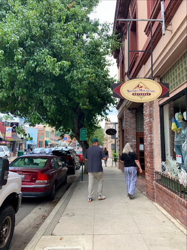 Sporting Goods Store «Sierra Mountain Outdoors Placerville», reviews and photos, 465 Main St, Placerville, CA 95667, USA