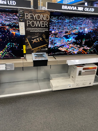 Electronics Store «Best Buy», reviews and photos, 45575 Dulles Eastern Plaza #188, Sterling, VA 20166, USA
