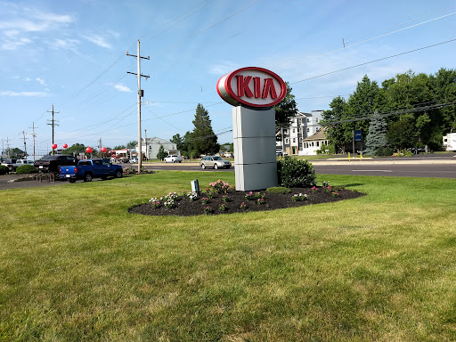 Kia Dealer «Gateway Kia of Warrington PA», reviews and photos, 1425 Easton Rd, Warrington, PA 18976, USA