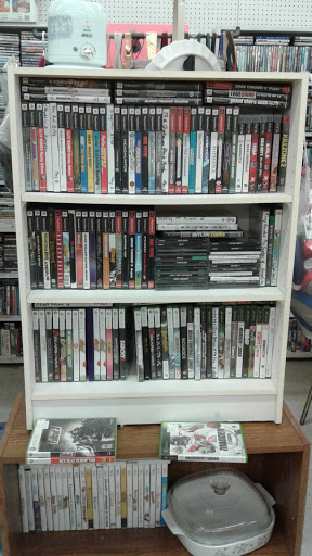 Flea Market «Traderbakers Flea Market», reviews and photos, 2080 Burton Ln, Martinsville, IN 46151, USA